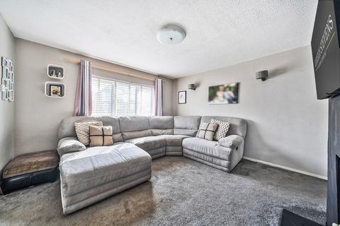 4 bedroom semi-detached house for sale, Hawthorne Avenue, Gillingham ME8