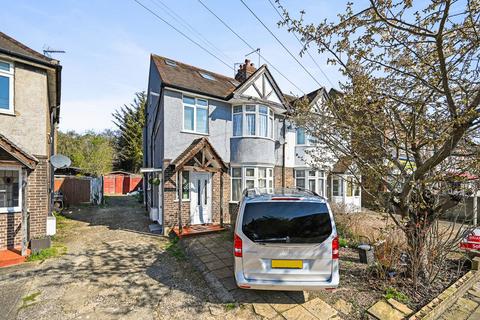 2 bedroom flat for sale, Blenheim Road, Harrow