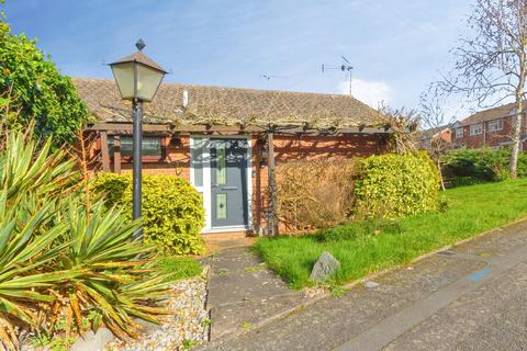 2 bedroom detached bungalow for sale, Sharpley Drive, Leicester, LE4