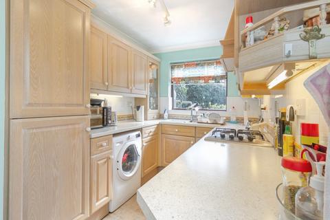 2 bedroom detached bungalow for sale, Sharpley Drive, Leicester, LE4