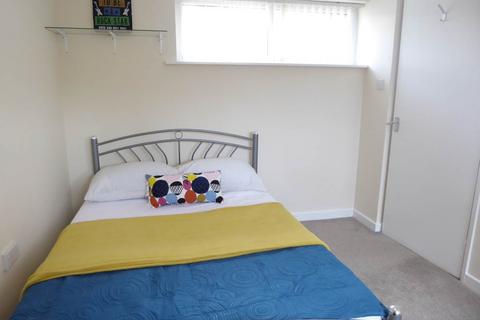 undefined, Falcon Street, Huddersfield HD4