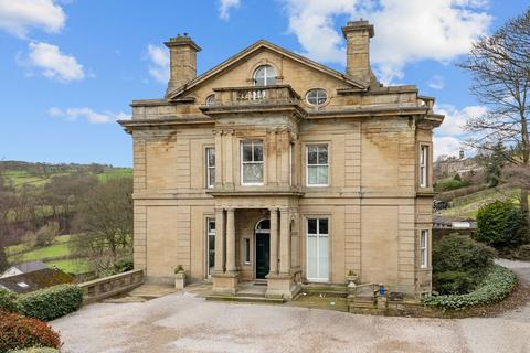 2 bedroom apartment for sale, Holywell Hall, Halifax HX4