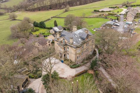 2 bedroom apartment for sale, Holywell Hall, Halifax HX4