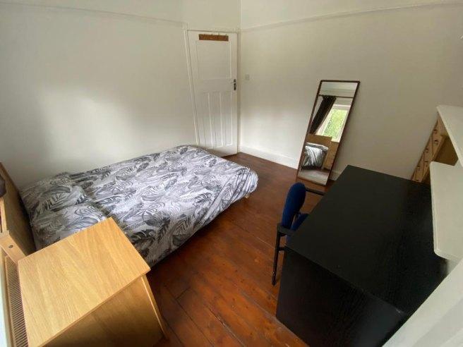 Clifton-gardens-ct2-8dr-921740