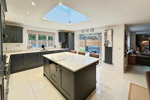 4 bedroom detached house for sale, Ennerdale Gardens, Ashby-de-la-zouch LE65