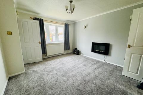 3 bedroom detached house to rent, Bowmont Grove, TAUNTON