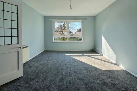 2 bedroom flat to rent, Pevensey Garden Norwich Court, Worthing, BN11
