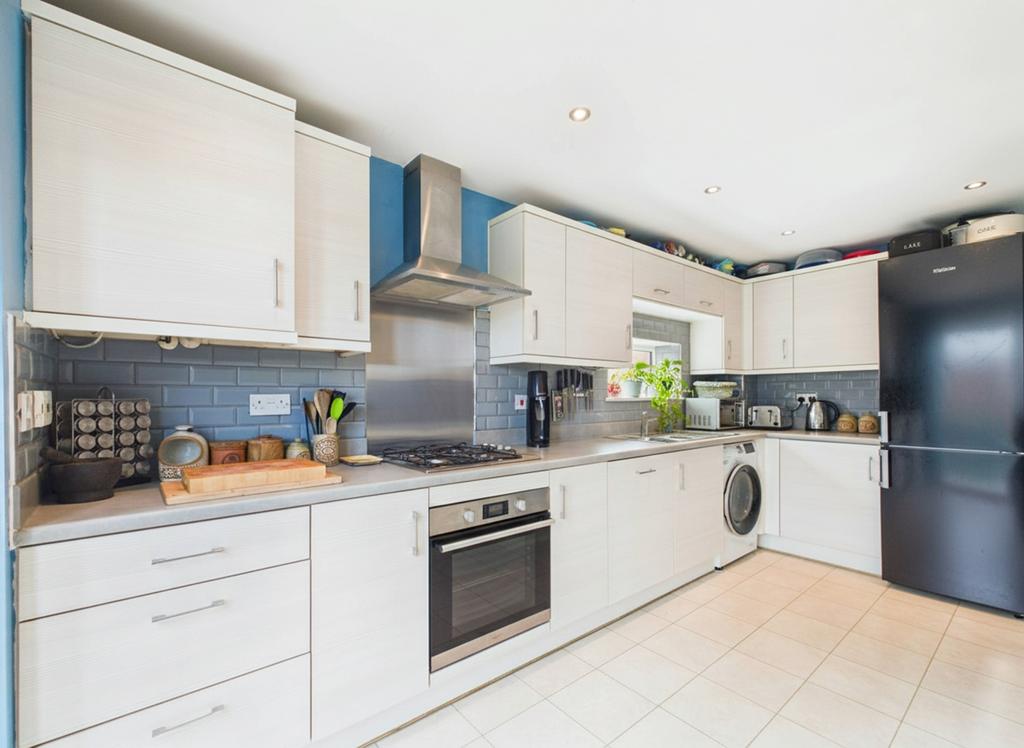 Ewemove south molton 42 beech grove