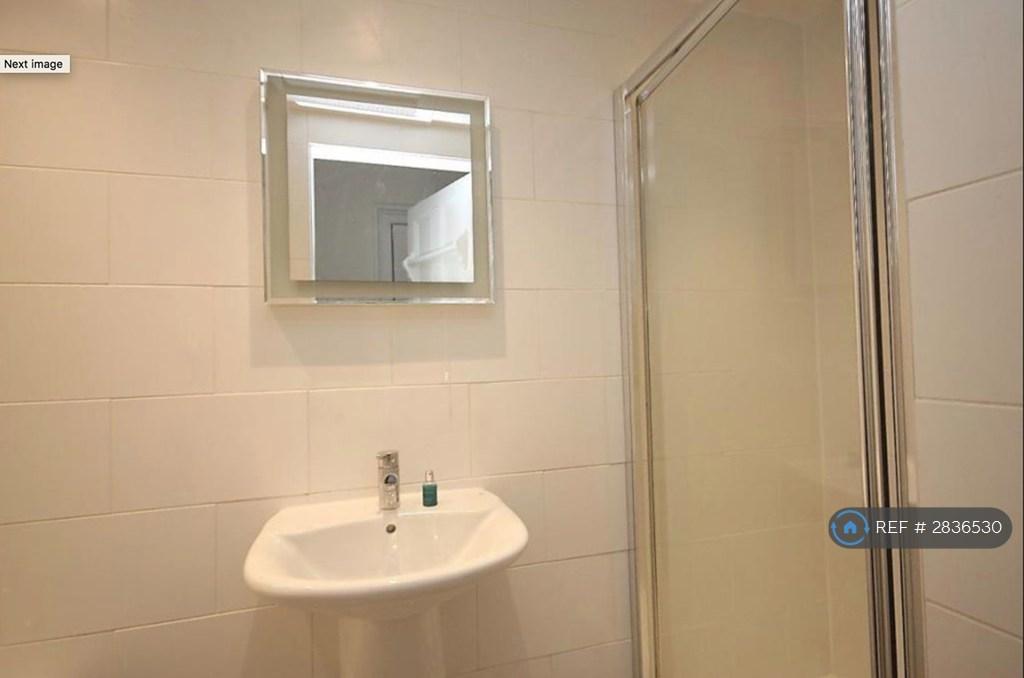 Bathroom - Shower
