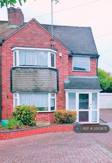 3 bedroom semi-detached house to rent, Wimperis Way, Birmingham, B43