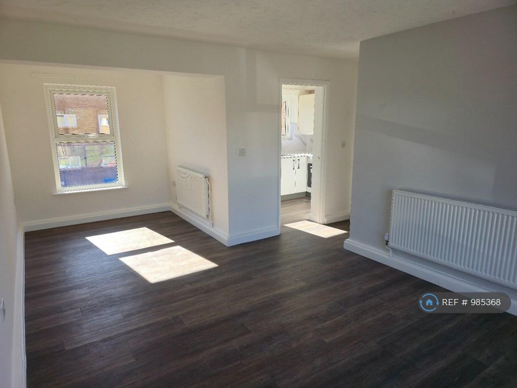 Lounge Area (Dining Room Left, Kitchen Right)