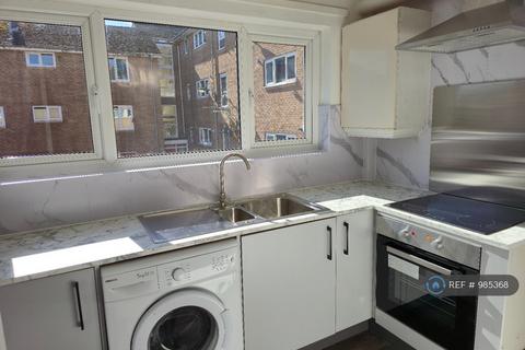 2 bedroom flat to rent, Firshill Gardens, Sheffield, S4