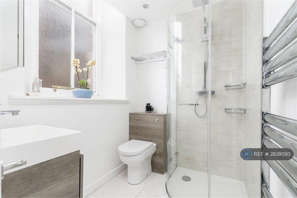 Ensuite Shower Room