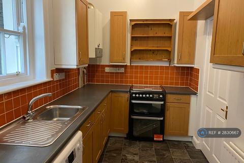 2 bedroom flat to rent, Cambridge Road, London, NW6