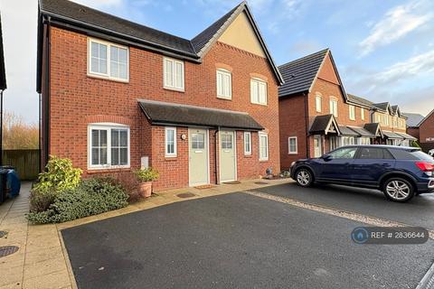 3 bedroom semi-detached house to rent, Tennyson Drive, Bispham, FY2