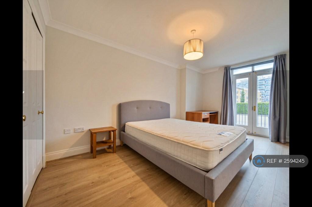 Non-Ensuite Rear Double Bedroom