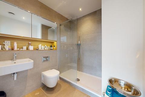 undefined, Highgate Hill