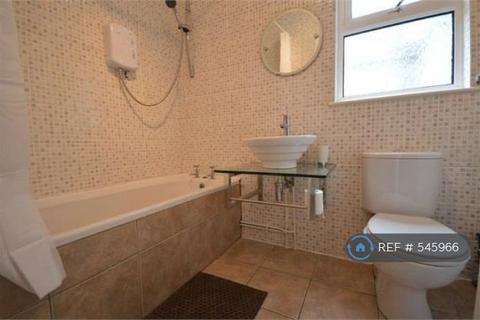 1 bedroom in a house share to rent, Rhondda St, Swansea, SA1