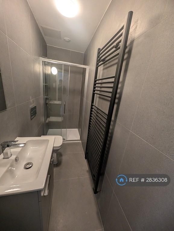 Bathroom Ground Floor