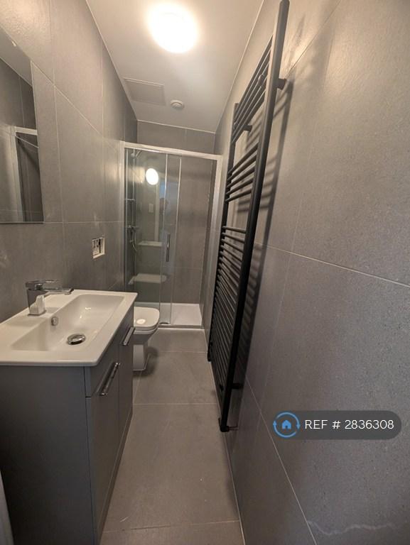 Bathroom First Floor