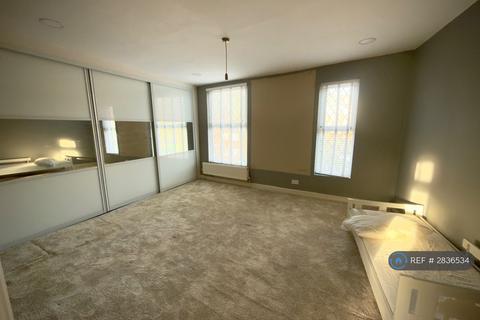 3 bedroom terraced house to rent, Grafton St, Preston, PR1