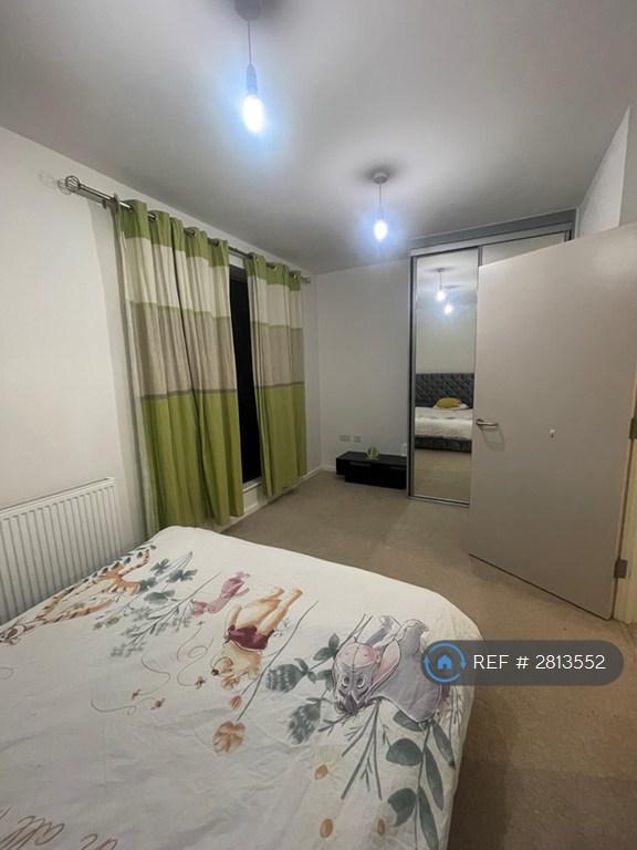 Master Bedroom2