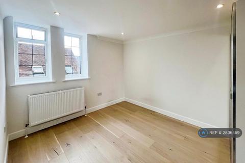 undefined, Lammas Lane, Esher, KT10