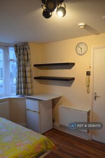 Studio to rent, Blandford Road, Beckenham, BR3