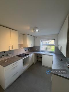 3 bedroom flat to rent, Pocklington Close, London , Collindale, NW9