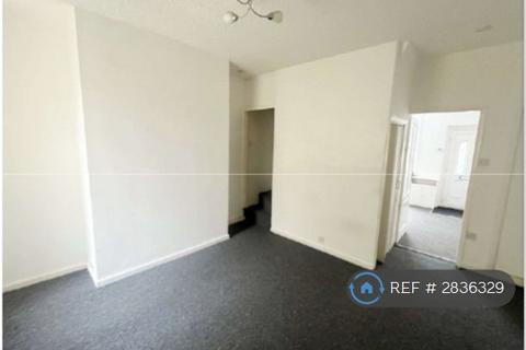 2 bedroom terraced house to rent, Stocks Lane, Stalybridge, SK15