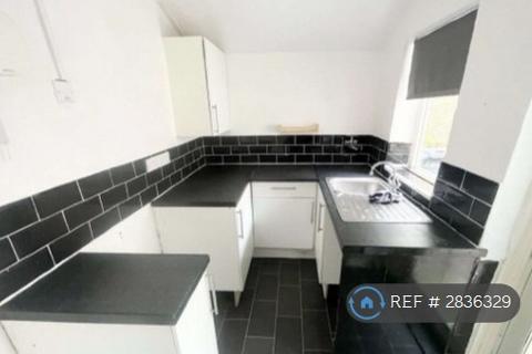 2 bedroom terraced house to rent, Stocks Lane, Stalybridge, SK15
