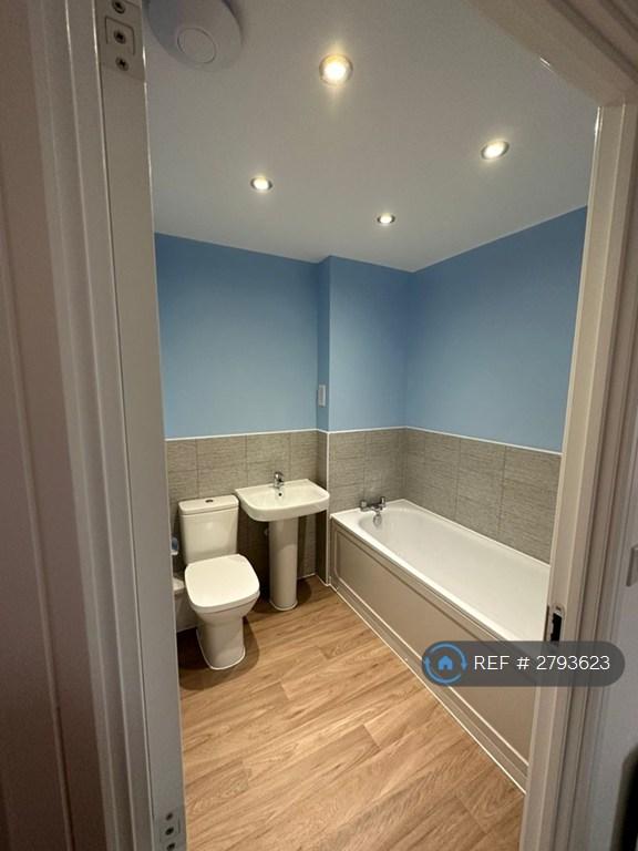 Main Bathroom