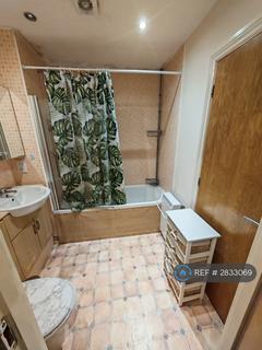2 bedroom flat to rent, Waterside, Coventry, CV1
