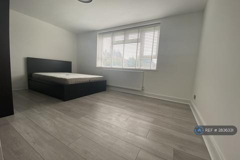 undefined, Evesham Close, Greenford, UB6