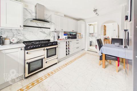 7 bedroom detached house for sale, Matlock Dale, Carlton Colville, Lowestoft
