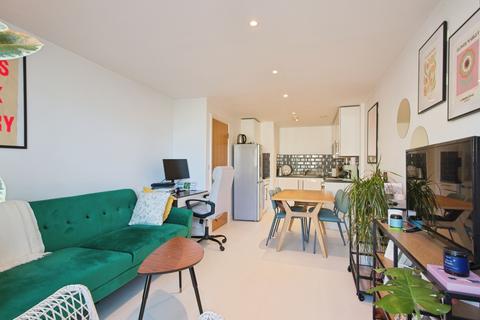 1 bedroom flat for sale, Royal Carriage Mews, London, SE18