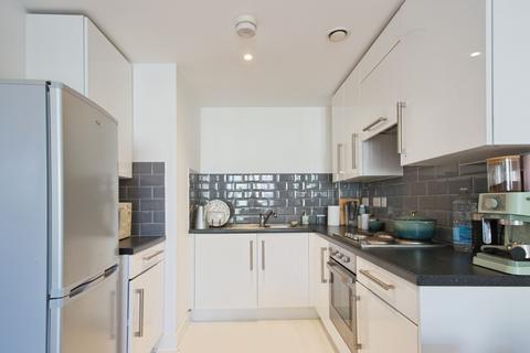 1 bedroom flat for sale, Royal Carriage Mews, London, SE18
