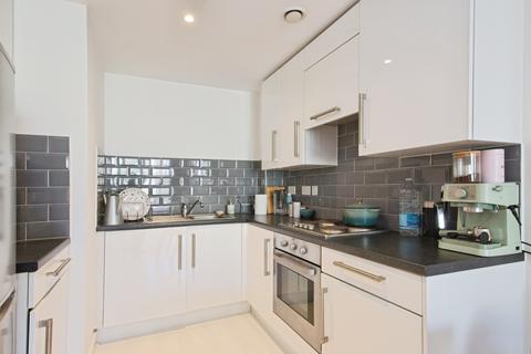 1 bedroom flat for sale, Royal Carriage Mews, London, SE18