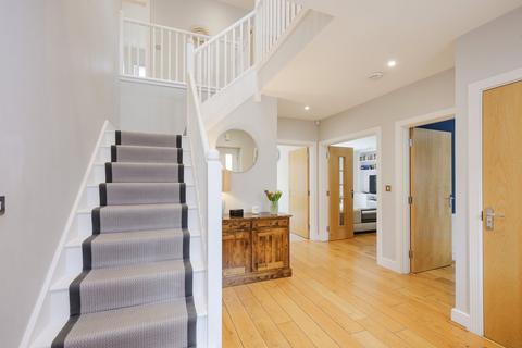 5 bedroom detached house for sale, Pinehurst Gardens, West Byfleet, KT14