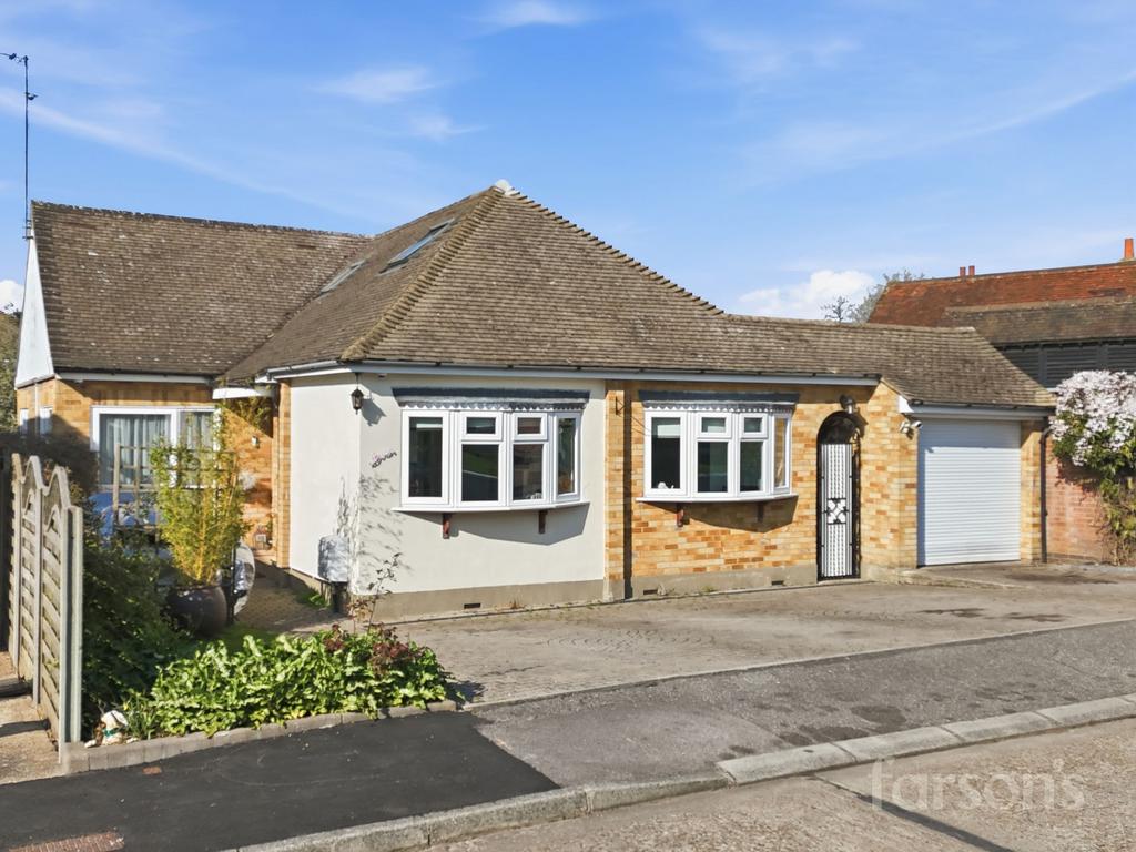 House exterior, garage