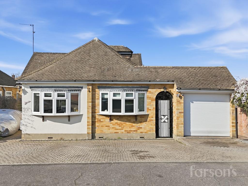 House exterior, garage