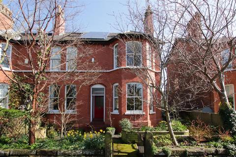 5 bedroom semi-detached house for sale, Victoria Road, Hale