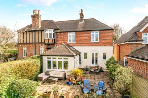 3 bedroom semi-detached house for sale, Warren Road, Surrey GU1
