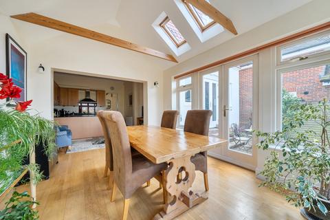 3 bedroom semi-detached house for sale, Warren Road, Surrey GU1