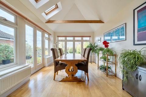 3 bedroom semi-detached house for sale, Warren Road, Surrey GU1