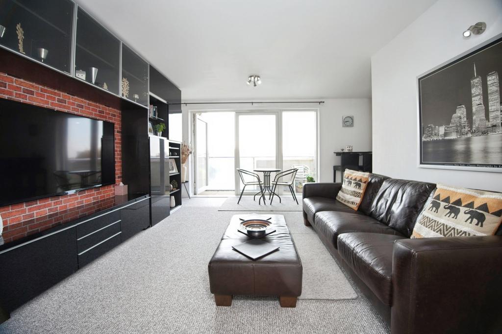Living/Dining Area