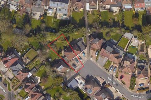 3 bedroom semi-detached house for sale, Reddings Close, Mill Hill, NW7