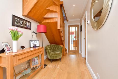 4 bedroom detached house for sale, Chatsfield, Epsom, Surrey