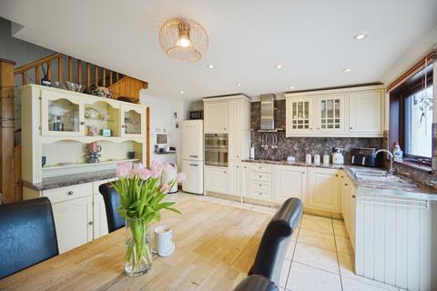undefined, Albion Row, Carharrack, Redruth, Cornwall, TR16