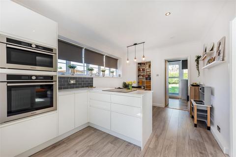 3 bedroom semi-detached house for sale, Tobruk Close, Enham Alamein, Andover